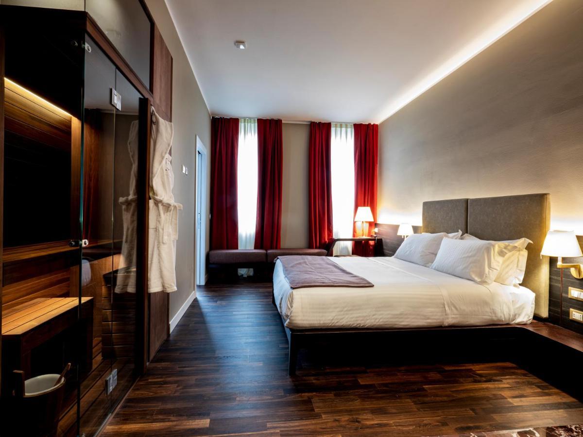 10 Keys Milano Hotel ภายนอก รูปภาพ