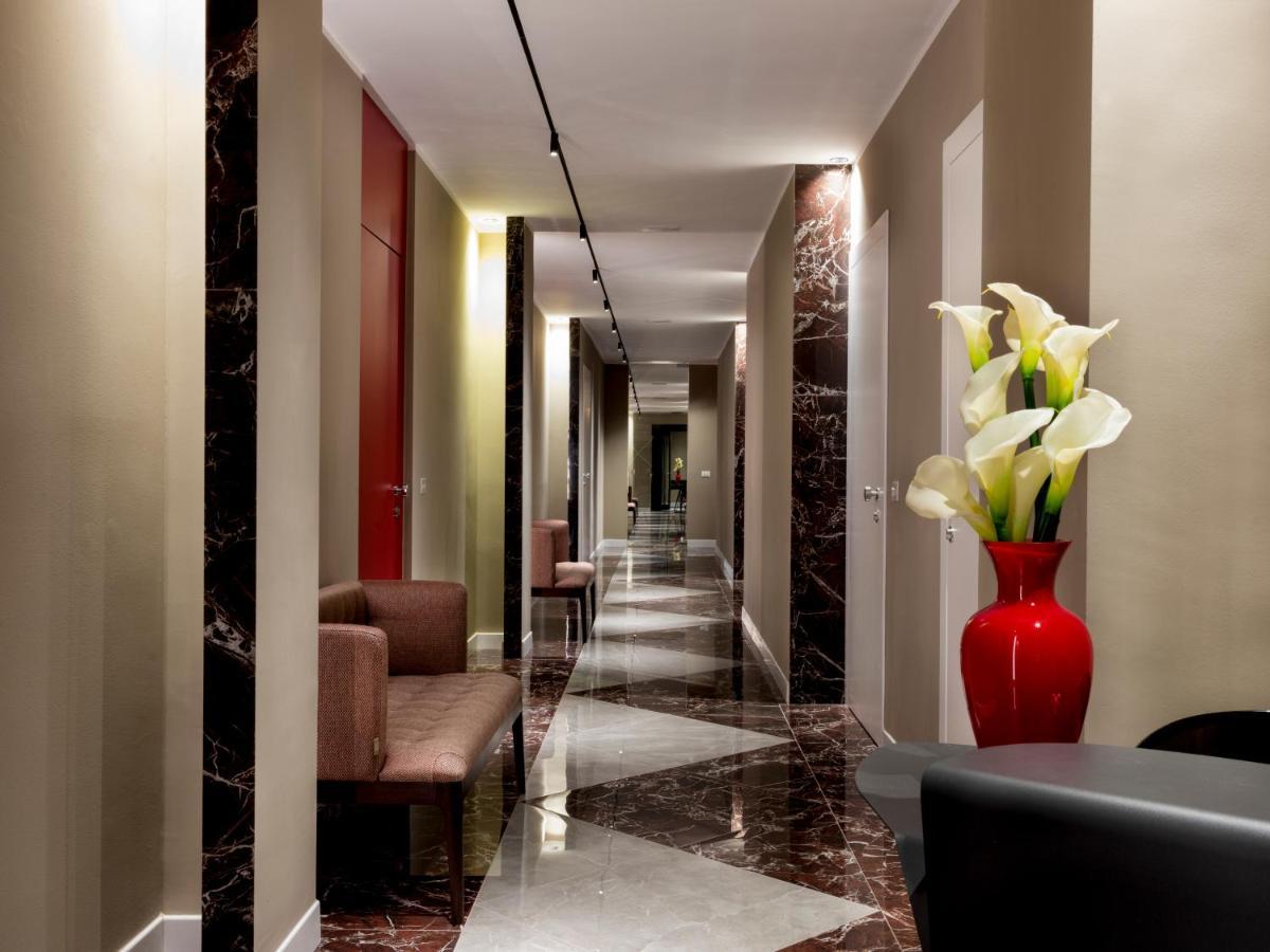 10 Keys Milano Hotel ภายนอก รูปภาพ